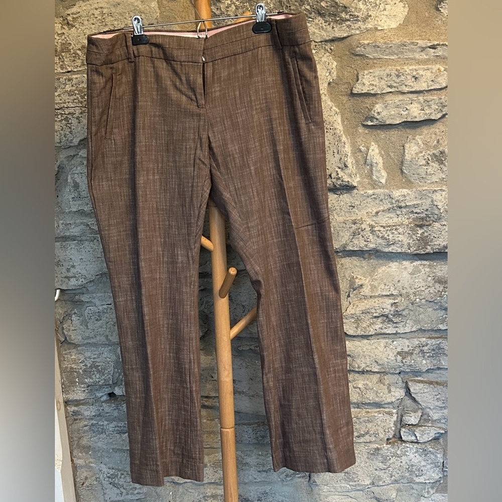 Straight-Leg Women’s Trousers